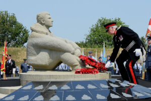 The Lord-Lieutenant laying a wreath at the Memorial. (c) Barry Duffield DL
